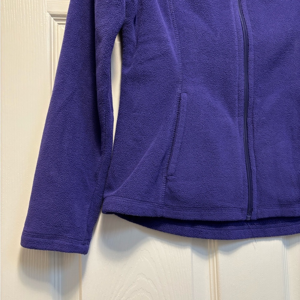 OLD NAVY Activewear Zip Up Sweater with Pockets in Purple - Picture 5 of 7